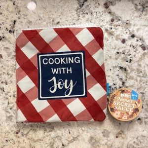 Bark Box Nana’s Secret Sauce Toy M/L